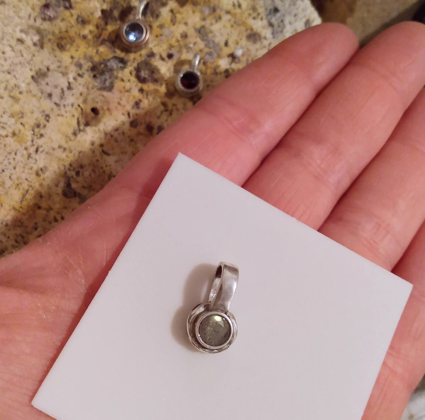 Pendant, Small Gem Setting in sterling silver