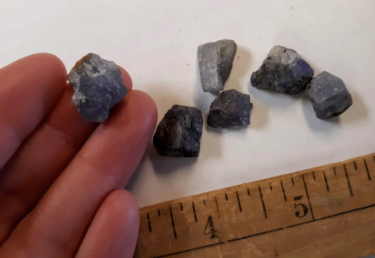 Tanzanite, raw unpolished