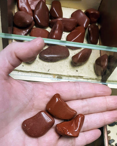 Tumblestones - Jasper, Red